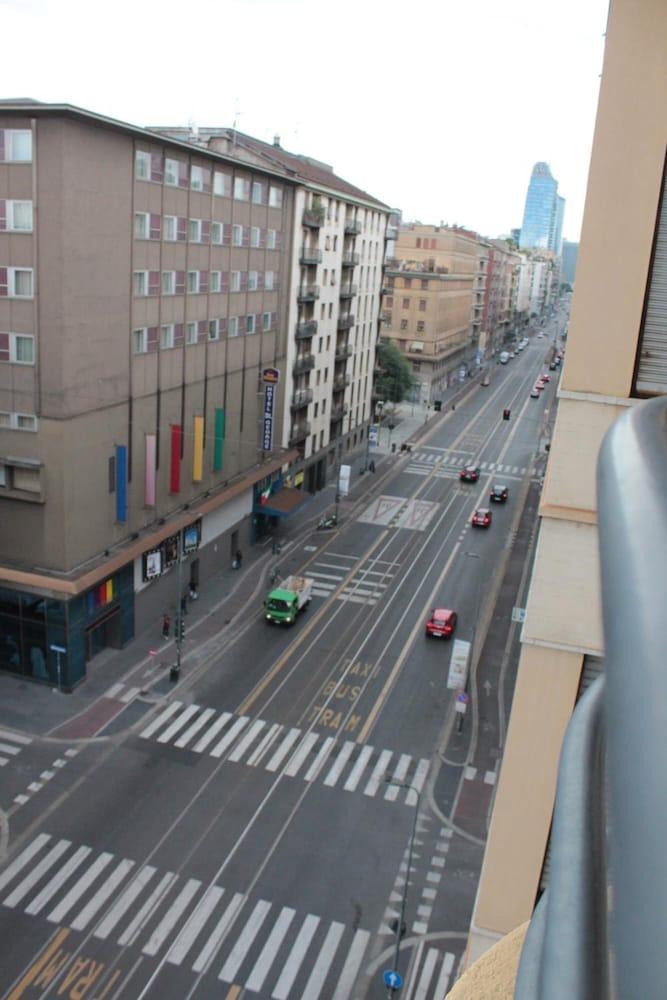 Hotel Kennedy Milano Exteriör bild
